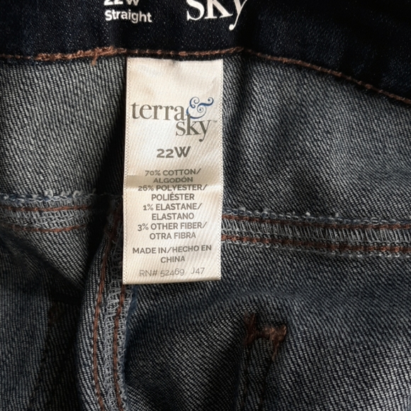 JEANS TERRA&SKY STRAIGHT THROUGH THE HIP AND THIGH - Picture 2 of 5